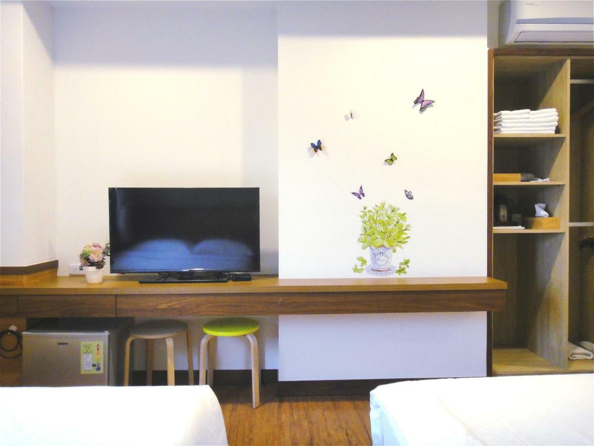 Park 66 Apartment Tainan Exterior photo